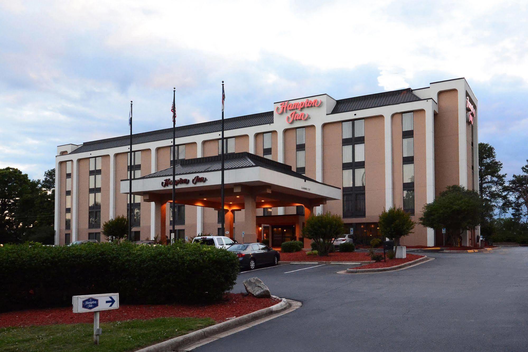 Hampton Inn Charlotte North Lake Norman Корнелиус Экстерьер фото