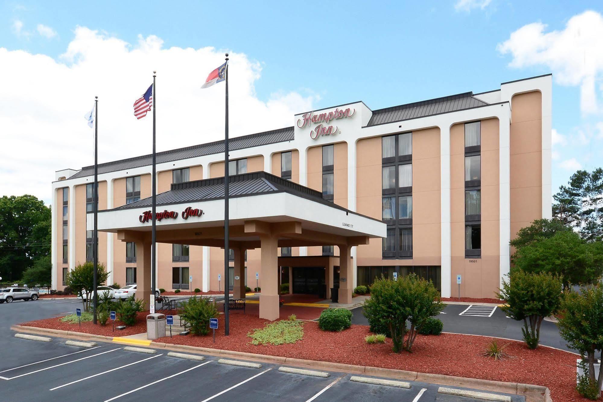 Hampton Inn Charlotte North Lake Norman Корнелиус Экстерьер фото